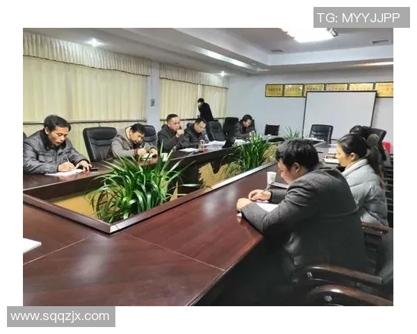 成都篮球队在邀请赛中的团队协作表现分析与点评