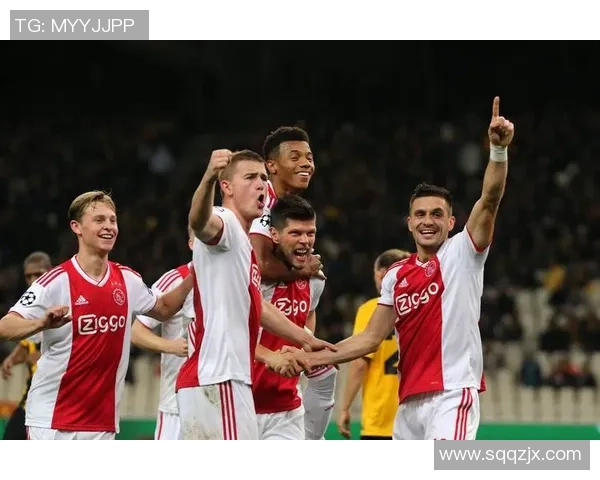 打中后卫的足球明星们如何在赛场上展现防守艺术与领导魅力 打中后卫的足球明星们如何在赛场上展现防守艺术与领导魅力